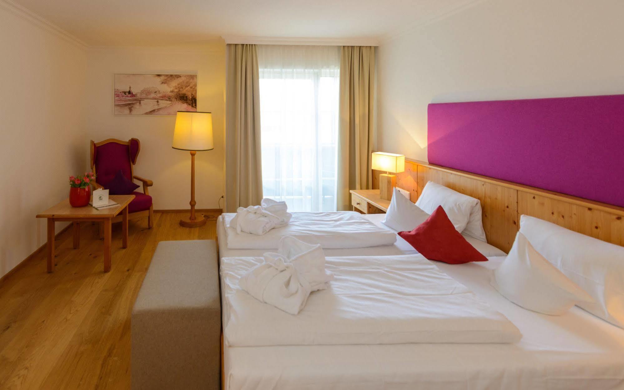 Hotel Walserwirt Экстерьер фото