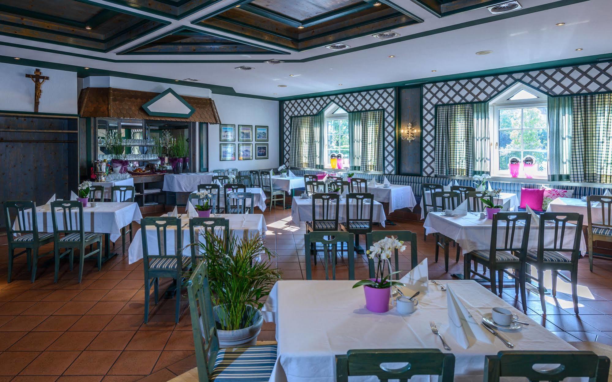Hotel Walserwirt Экстерьер фото
