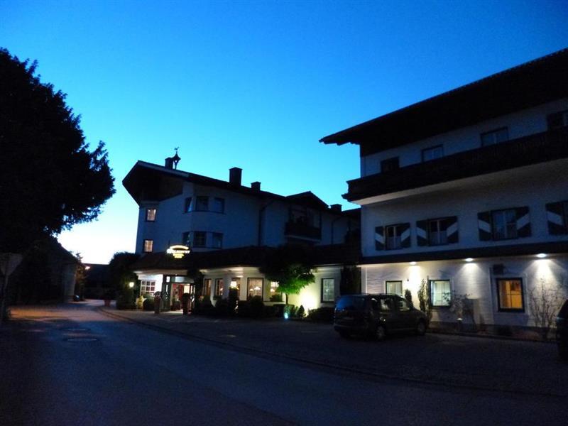 Hotel Walserwirt Экстерьер фото